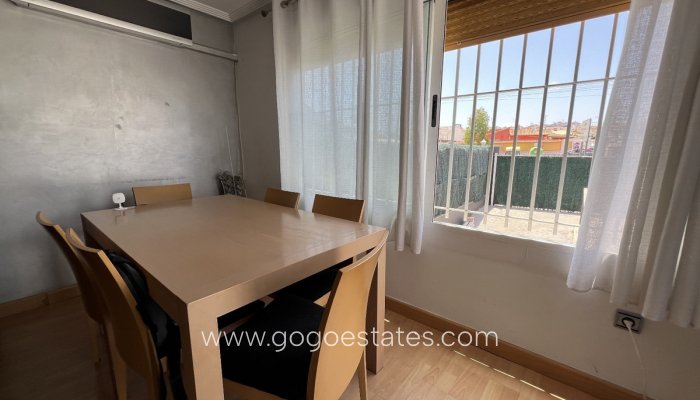 Te koop - Huis - Halfvrijstaande woning - Torrevieja - Torrevieja Centro