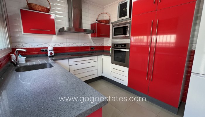 Te koop - Huis - Halfvrijstaande woning - Torrevieja - Torrevieja Centro