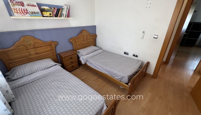 Te koop - Huis - Halfvrijstaande woning - Torrevieja - Torrevieja Centro
