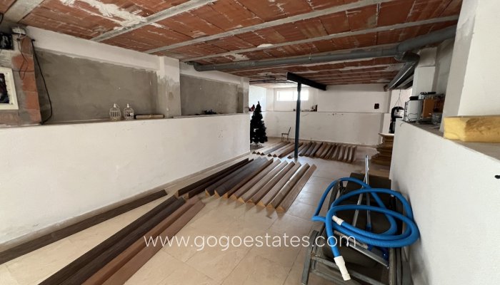 Te koop - Huis - Halfvrijstaande woning - Torrevieja - Torrevieja Centro