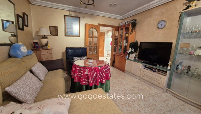 Resale - Apartment - Middle Floor Apartment - Torrevieja - Torrevieja Centro