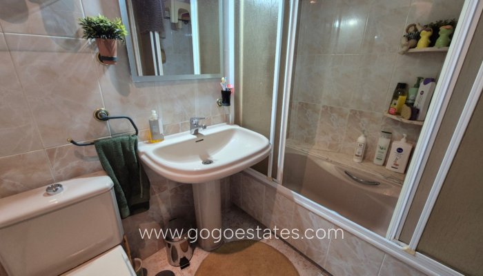 Resale - Apartment - Middle Floor Apartment - Torrevieja - Torrevieja Centro