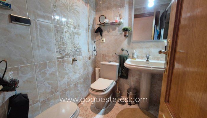 Resale - Apartment - Middle Floor Apartment - Torrevieja - Torrevieja Centro