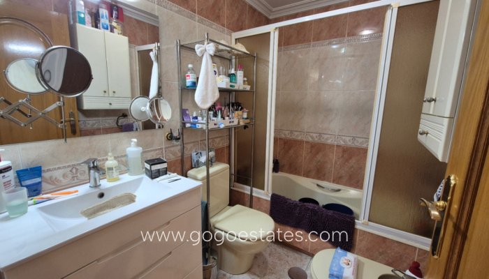 Resale - Apartment - Middle Floor Apartment - Torrevieja - Torrevieja Centro