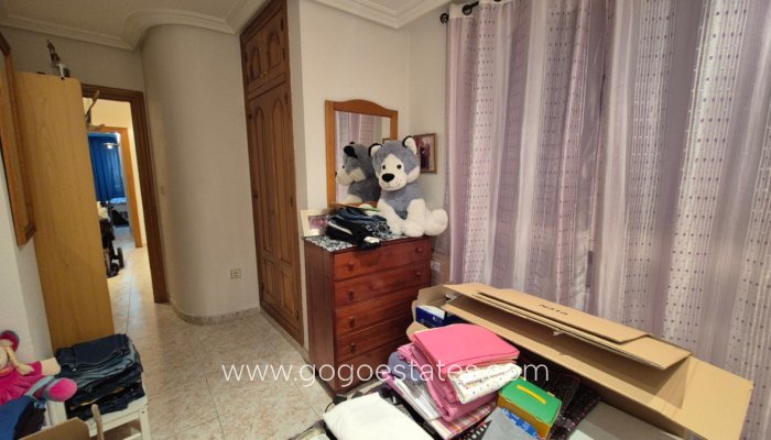 Resale - Apartment - Middle Floor Apartment - Torrevieja - Torrevieja Centro