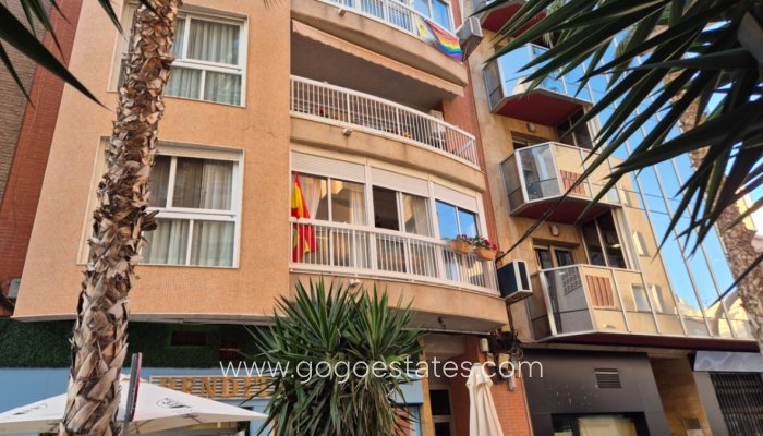 Resale - Apartment - Middle Floor Apartment - Torrevieja - Torrevieja Centro
