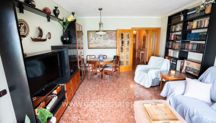 Te koop - Appartement - Appartement op de middelste verdieping - Torrevieja - Torrevieja Centro