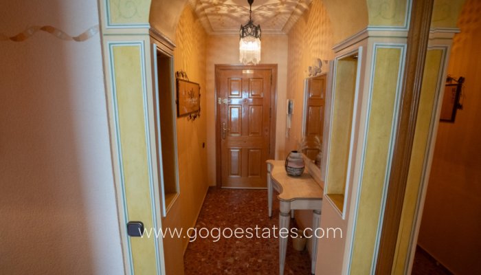 Te koop - Appartement - Appartement op de middelste verdieping - Torrevieja - Torrevieja Centro