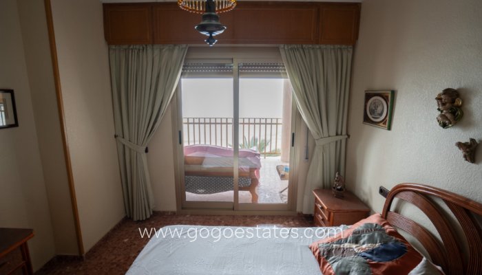 Te koop - Appartement - Appartement op de middelste verdieping - Torrevieja - Torrevieja Centro