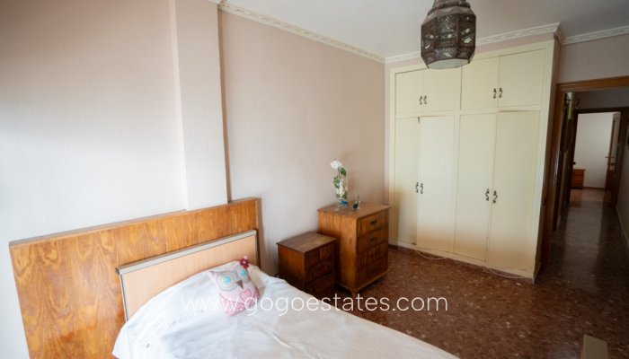 Te koop - Appartement - Appartement op de middelste verdieping - Torrevieja - Torrevieja Centro