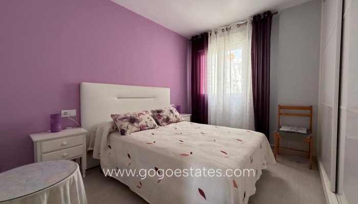 Te koop - Appartement - Appartement op de middelste verdieping - Torrevieja - Torrevieja Centro