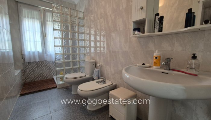 Te koop - Huis - Vrijstaande Villa - Orihuela - Orihuela Centro