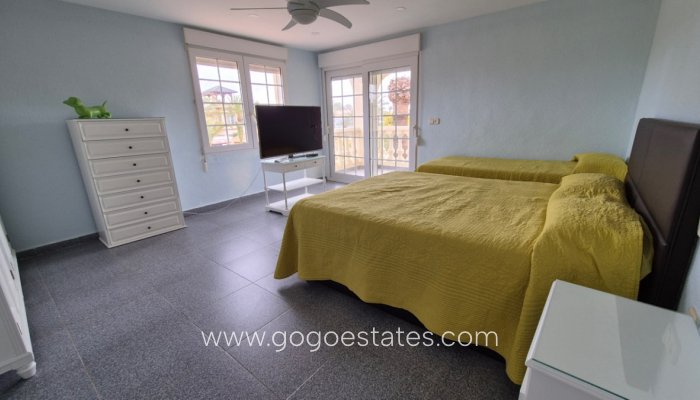 Te koop - Huis - Vrijstaande Villa - Orihuela - Orihuela Centro