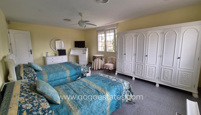 Te koop - Huis - Vrijstaande Villa - Orihuela - Orihuela Centro