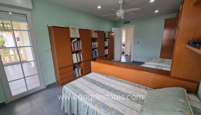 Te koop - Huis - Vrijstaande Villa - Orihuela - Orihuela Centro