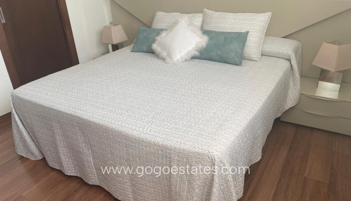 Te koop - Huis - Vrijstaande Villa - Pilar De La Horadada - Pilar de la Horadada Centro