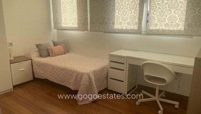 Te koop - Huis - Vrijstaande Villa - Pilar De La Horadada - Pilar de la Horadada Centro