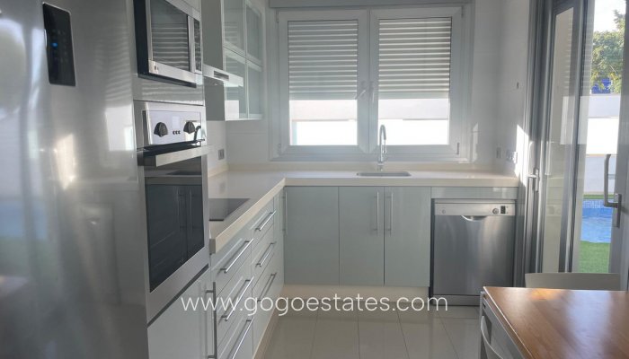 Te koop - Huis - Vrijstaande Villa - Pilar De La Horadada - Pilar de la Horadada Centro