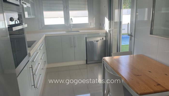 Te koop - Huis - Vrijstaande Villa - Pilar De La Horadada - Pilar de la Horadada Centro