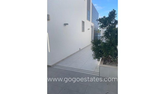 Te koop - Huis - Vrijstaande Villa - Pilar De La Horadada - Pilar de la Horadada Centro