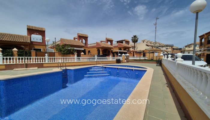 Te koop - Huis - Vrijstaande Villa - Torrevieja - Torrevieja Centro