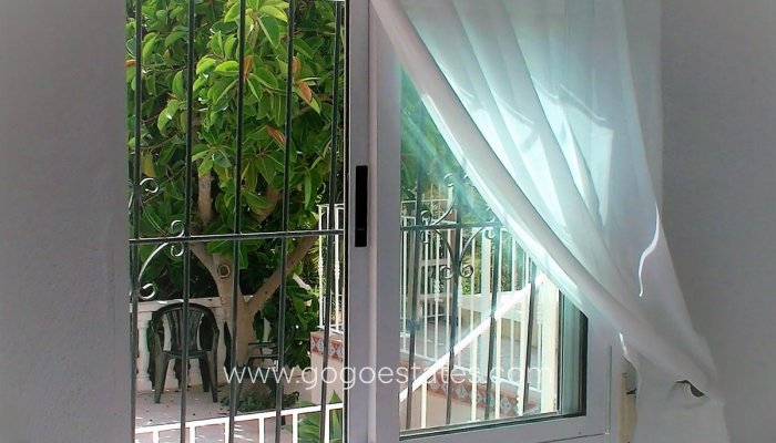 Te koop - Huis - Vrijstaande Villa - Torrevieja - Torrevieja Centro