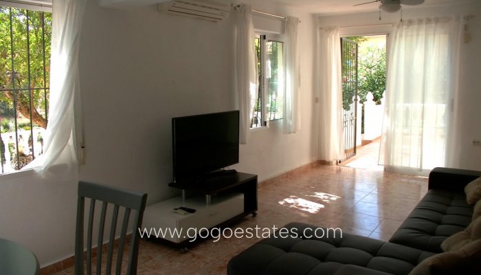 Te koop - Huis - Vrijstaande Villa - Torrevieja - Torrevieja Centro