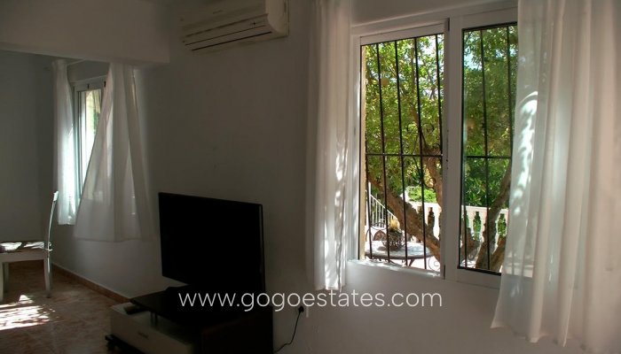 Te koop - Huis - Vrijstaande Villa - Torrevieja - Torrevieja Centro