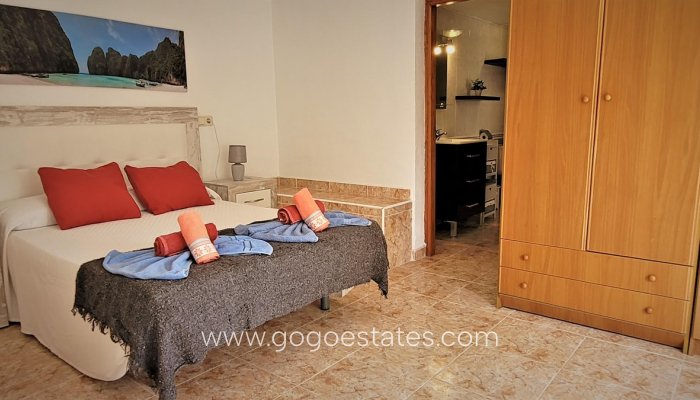 Te koop - Huis - Vrijstaande Villa - Torrevieja - Torrevieja Centro