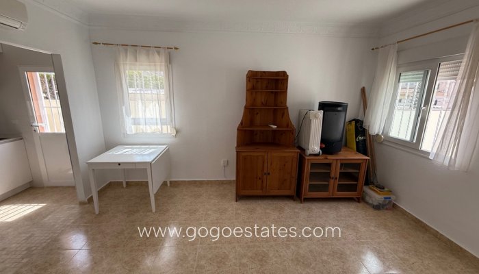 Revente - Maison - Villa Individuelle - Torrevieja - Torrevieja Centro