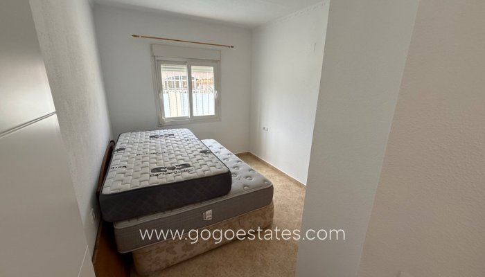 Revente - Maison - Villa Individuelle - Torrevieja - Torrevieja Centro