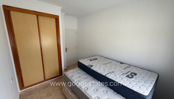 Revente - Maison - Villa Individuelle - Torrevieja - Torrevieja Centro