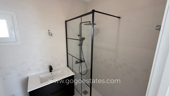 Revente - Maison - Villa Individuelle - Torrevieja - Torrevieja Centro