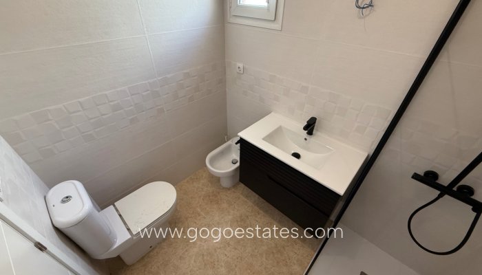 Revente - Maison - Villa Individuelle - Torrevieja - Torrevieja Centro