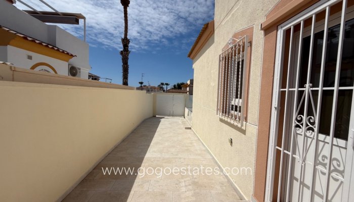 Revente - Maison - Villa Individuelle - Torrevieja - Torrevieja Centro