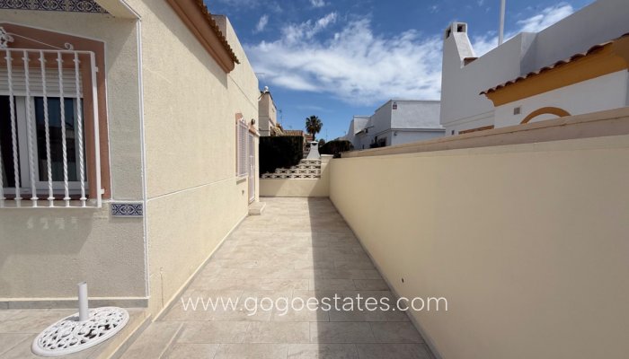 Revente - Maison - Villa Individuelle - Torrevieja - Torrevieja Centro