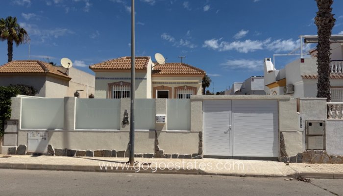 Revente - Maison - Villa Individuelle - Torrevieja - Torrevieja Centro