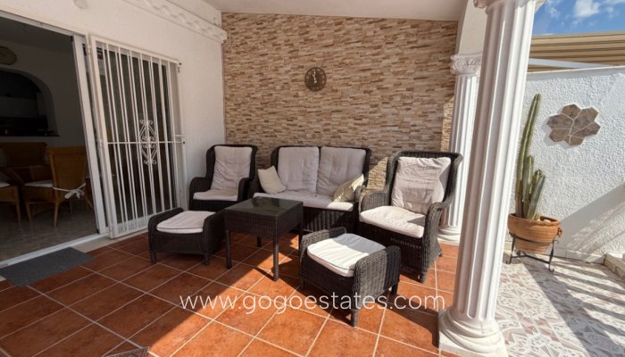 Te koop - Huis - Vrijstaande Villa - Torrevieja - Torrevieja Centro