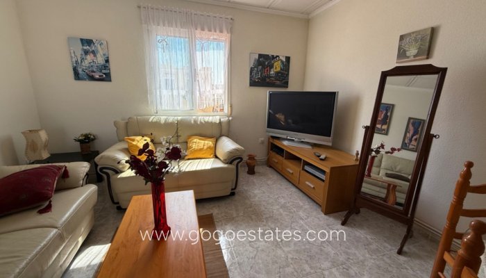 Te koop - Huis - Vrijstaande Villa - Torrevieja - Torrevieja Centro