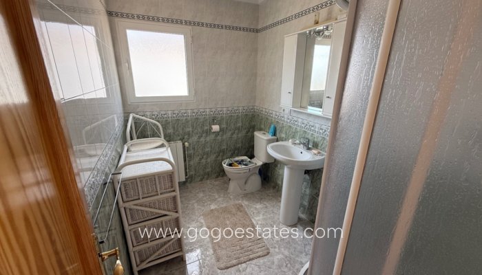 Te koop - Huis - Vrijstaande Villa - Torrevieja - Torrevieja Centro