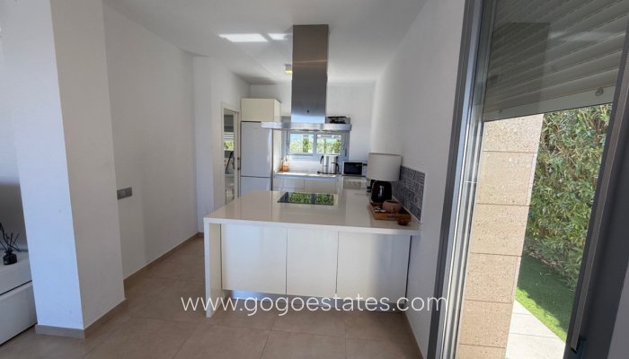 Te koop - Huis - Vrijstaande Villa - Orihuela - Orihuela Centro