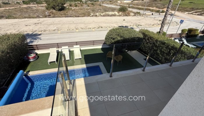 Te koop - Huis - Vrijstaande Villa - Orihuela - Orihuela Centro