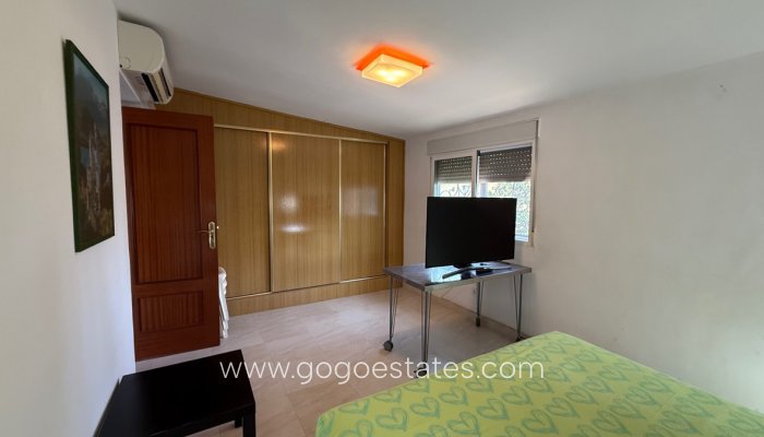 Te koop - Huis - Vrijstaande Villa - Orihuela - Orihuela Centro