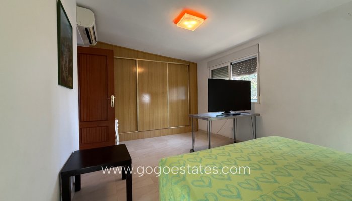 Te koop - Huis - Vrijstaande Villa - Orihuela - Orihuela Centro