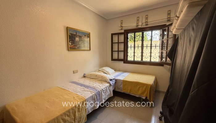 Te koop - Huis - Vrijstaande Villa - Orihuela - Orihuela Centro