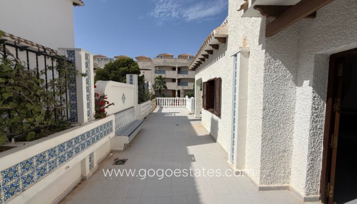 Te koop - Huis - Vrijstaande Villa - Orihuela - Orihuela Centro