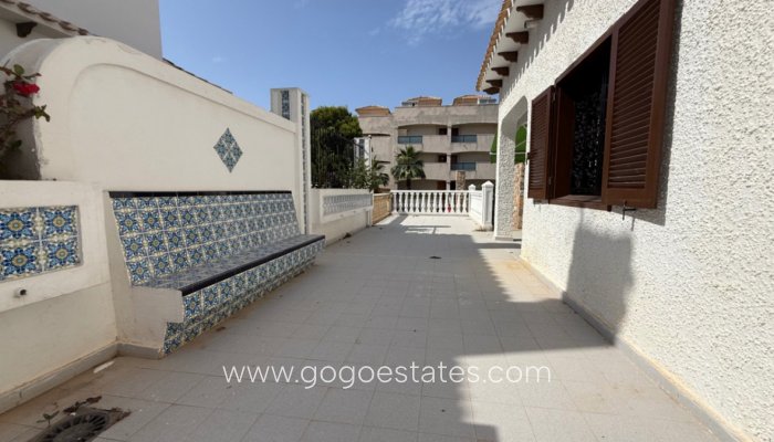 Te koop - Huis - Vrijstaande Villa - Orihuela - Orihuela Centro