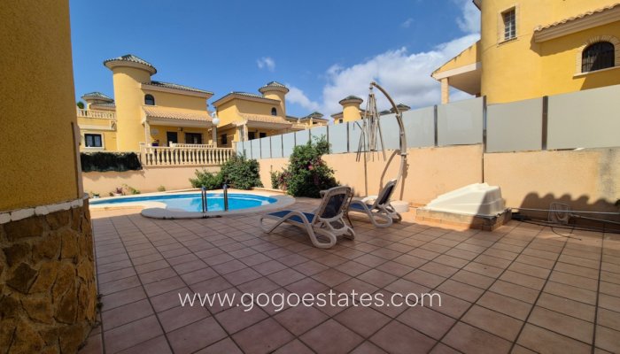 Te koop - Huis - Vrijstaande Villa - Orihuela - Orihuela Centro
