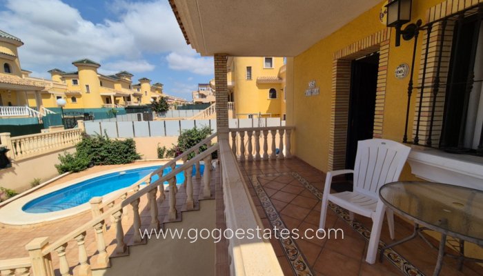 Te koop - Huis - Vrijstaande Villa - Orihuela - Orihuela Centro