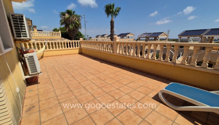 Te koop - Huis - Vrijstaande Villa - Orihuela - Orihuela Centro